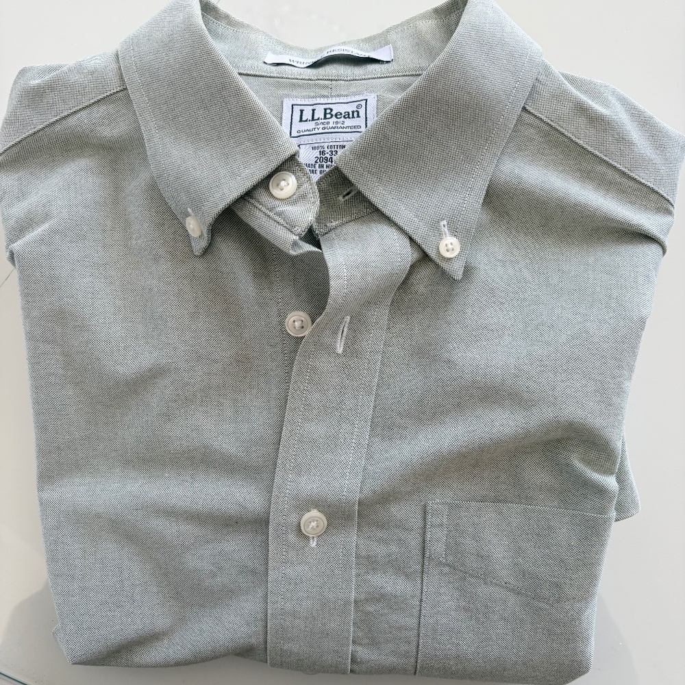 lLBean Men’s wrinkle resistant oxford shirt